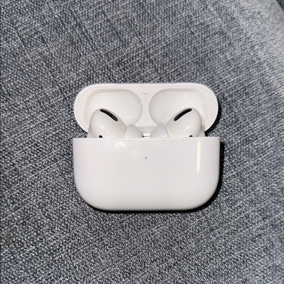 AIRPODS PRO GEN2 - Picture 1 of 3